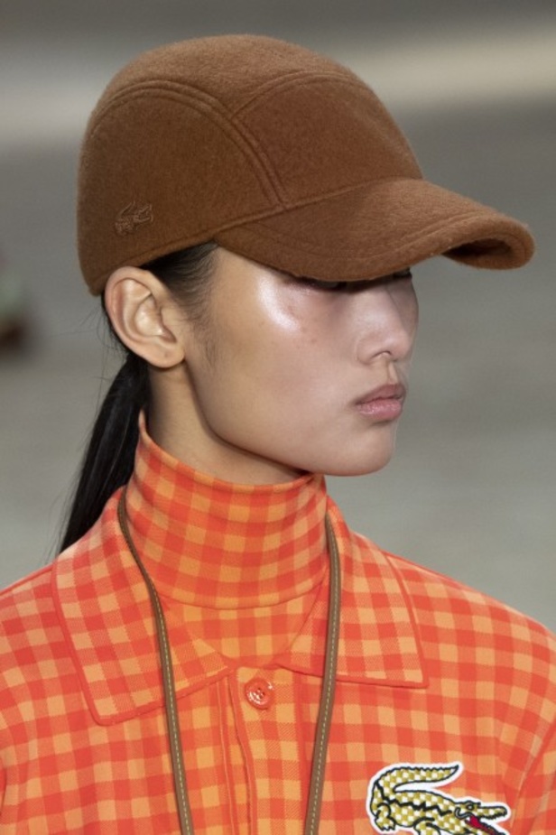 مجموعة الازياء الجاهزة من LACOSTE لخريف وشتاء 2021