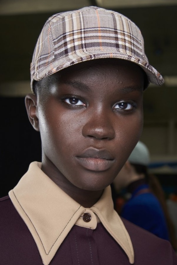 مجموعة الازياء الجاهزة من LACOSTE لخريف وشتاء 2021