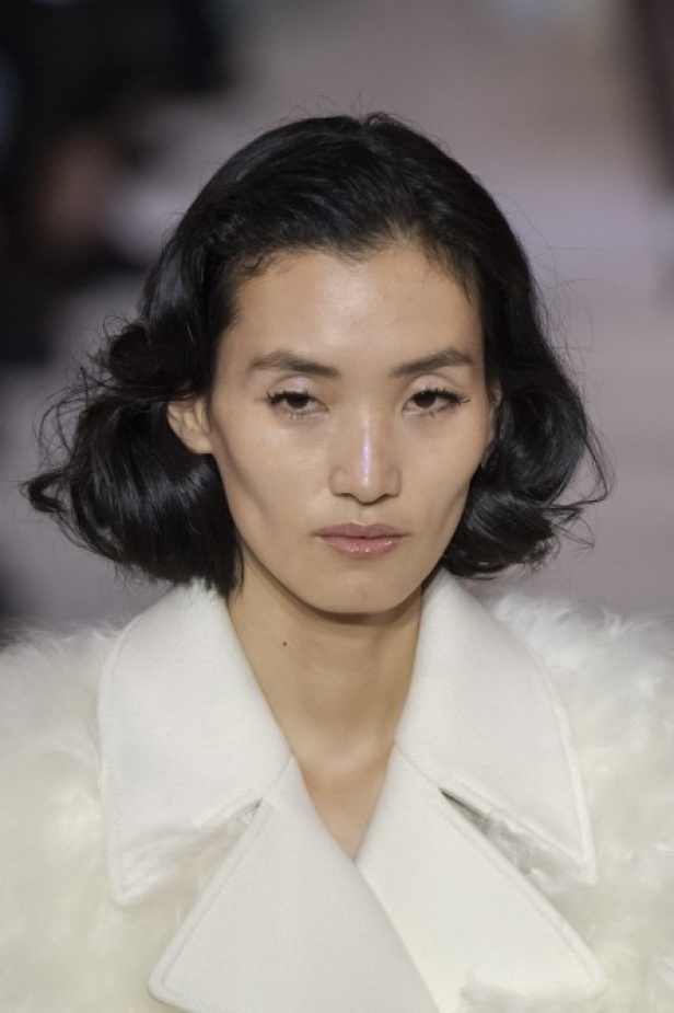 عرض مجموعة Lanvin FW20 في باريس 