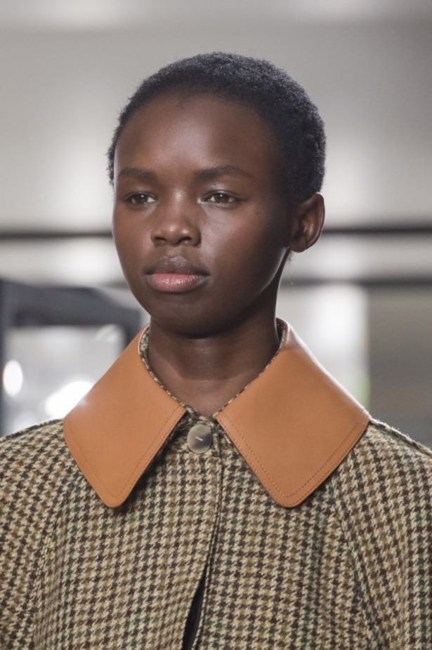 عرض ازياء لويفي لخريف وشتاء 2018