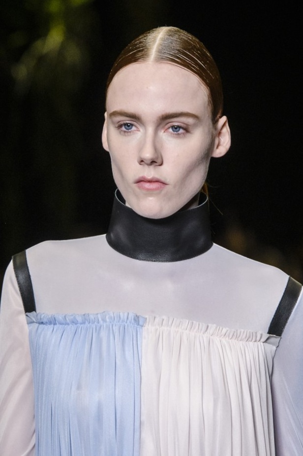 مجموعة لويفي Loewe لخريف وشتاء 2017