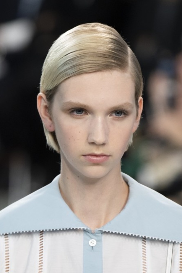 اسبوع الموضة في باريس 2019 مجموعة لويفي لربيع وصيف 2020