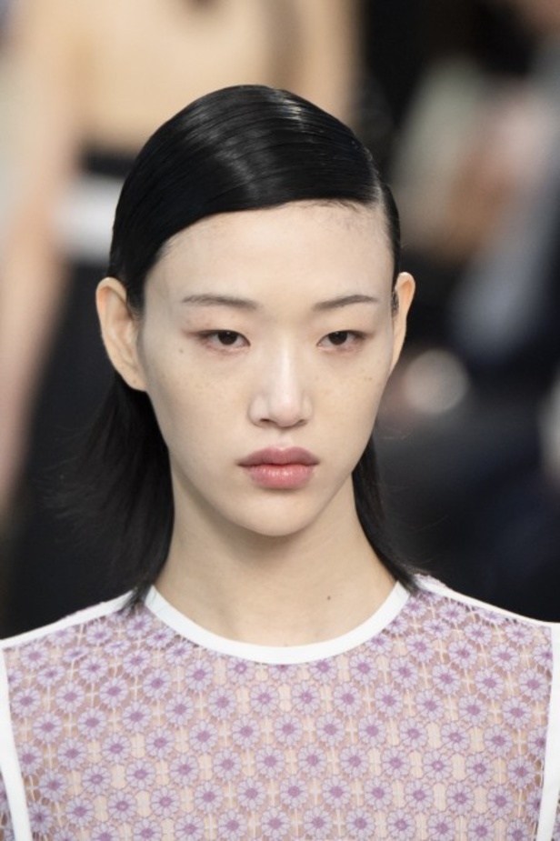 اسبوع الموضة في باريس 2019 مجموعة لويفي لربيع وصيف 2020