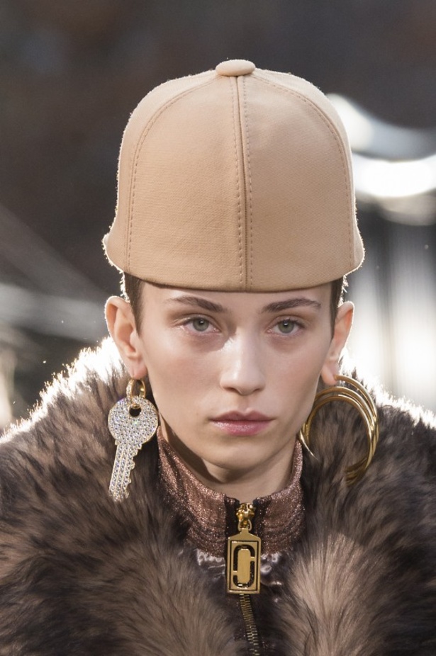 مجموعة مارك جيكوبز لخريف وشتاء 2017