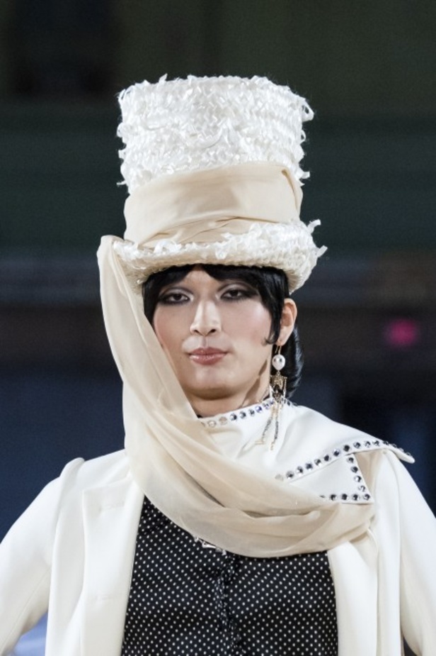 اسبوع الموضة في نيويورك 2019 عرض مجموعة  marc jacobs ربيع وصيف 2020