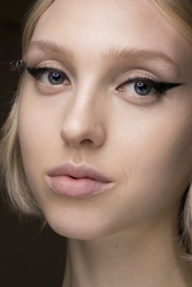 عرض ازياء MARC JACOBS لخريف وشتاء2020/2021  