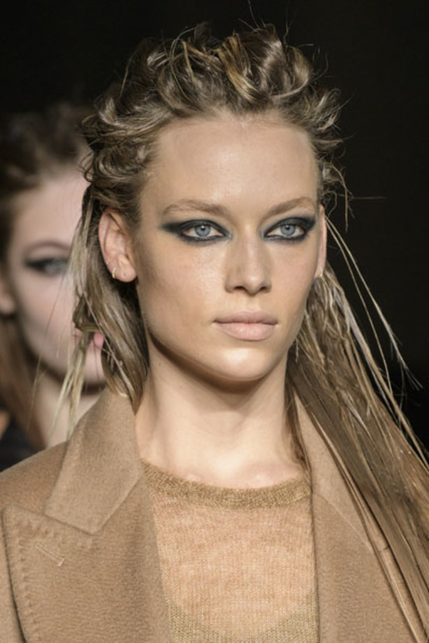 عرض أزياء Max Mara لخريف وشتاء 2018!