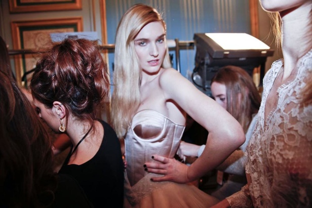 مجموعة أليكسيس مابيل للأزياء الفاخرة لربيع وصيف 2016