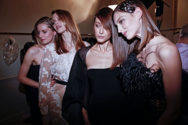 مجموعة أليكسيس مابيل للأزياء الفاخرة لربيع وصيف 2016