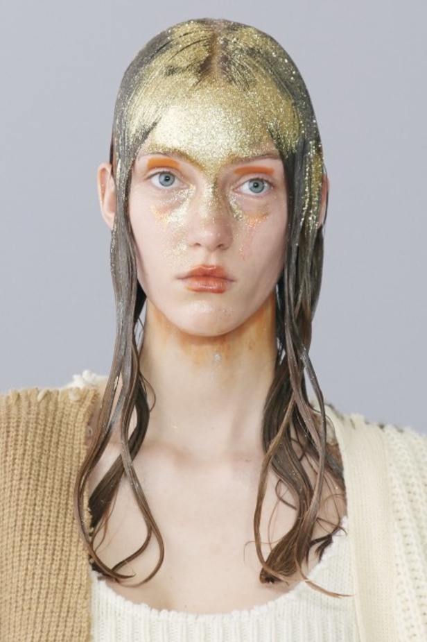 خطوط تجريدية في عرض مجموعة Marni FW20