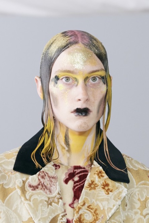 خطوط تجريدية في عرض مجموعة Marni FW20