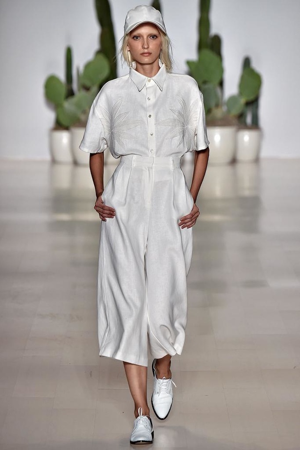 Mara Hoffman لإطلالة صيفية رائعة...