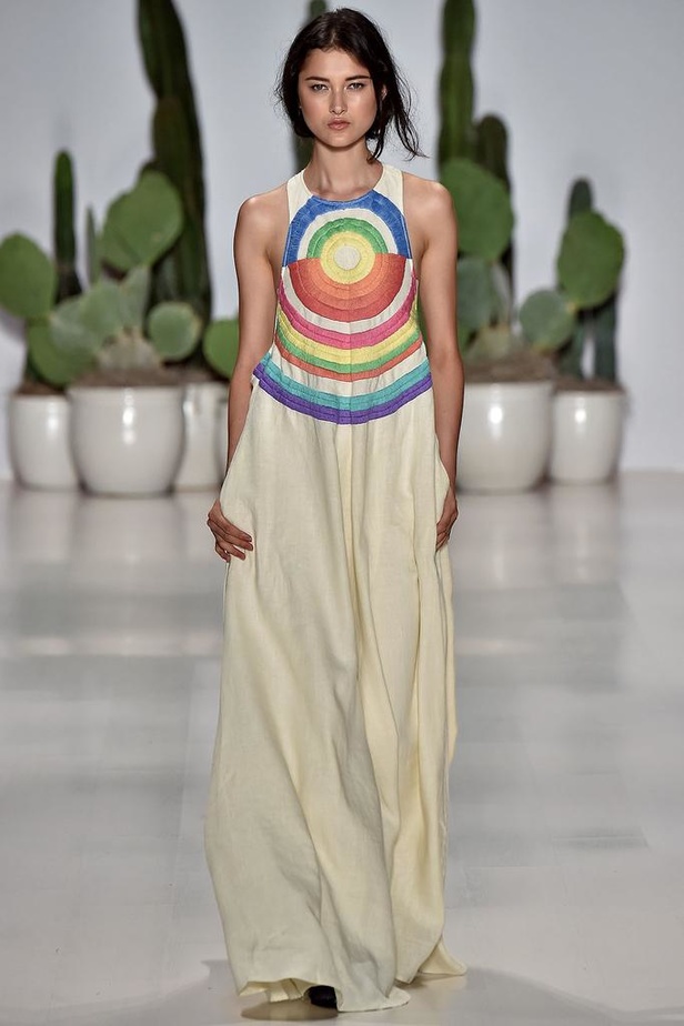 Mara Hoffman لإطلالة صيفية رائعة...