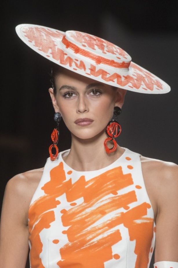 مجموعة موسكينو لموسم ربيع وصيف 2019