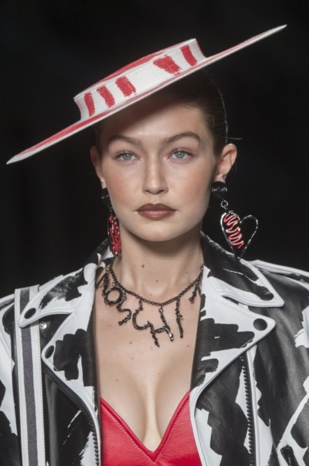 مجموعة موسكينو لموسم ربيع وصيف 2019