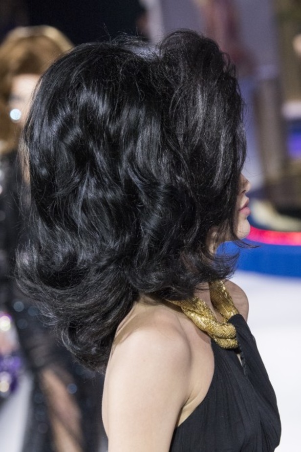 مجموعة Moschino  للألبسة الجاهزة لخريف و شتاء 2019