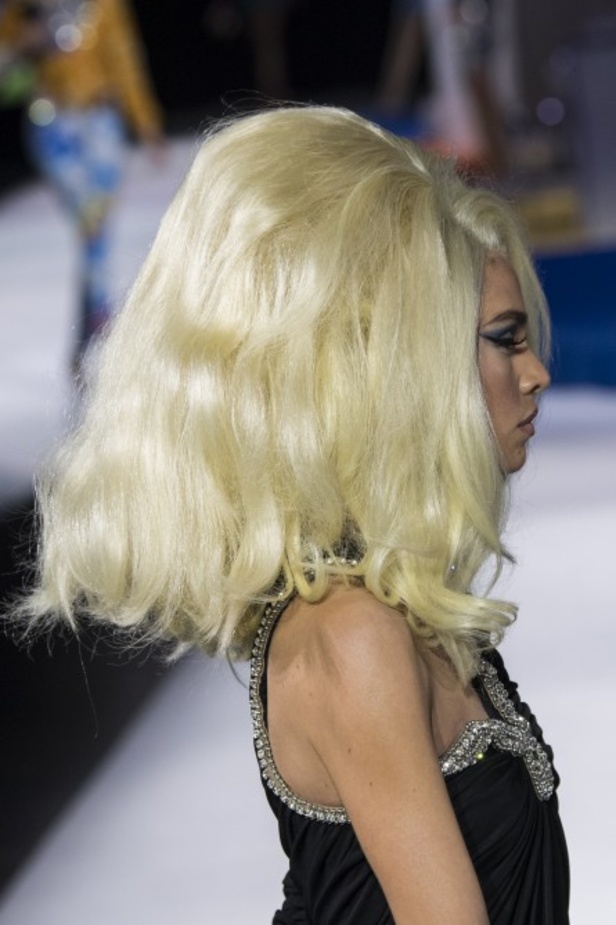 مجموعة Moschino  للألبسة الجاهزة لخريف و شتاء 2019