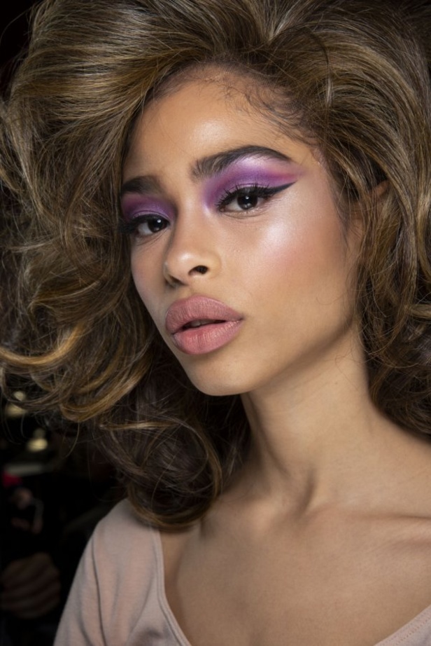 مجموعة Moschino  للألبسة الجاهزة لخريف و شتاء 2019