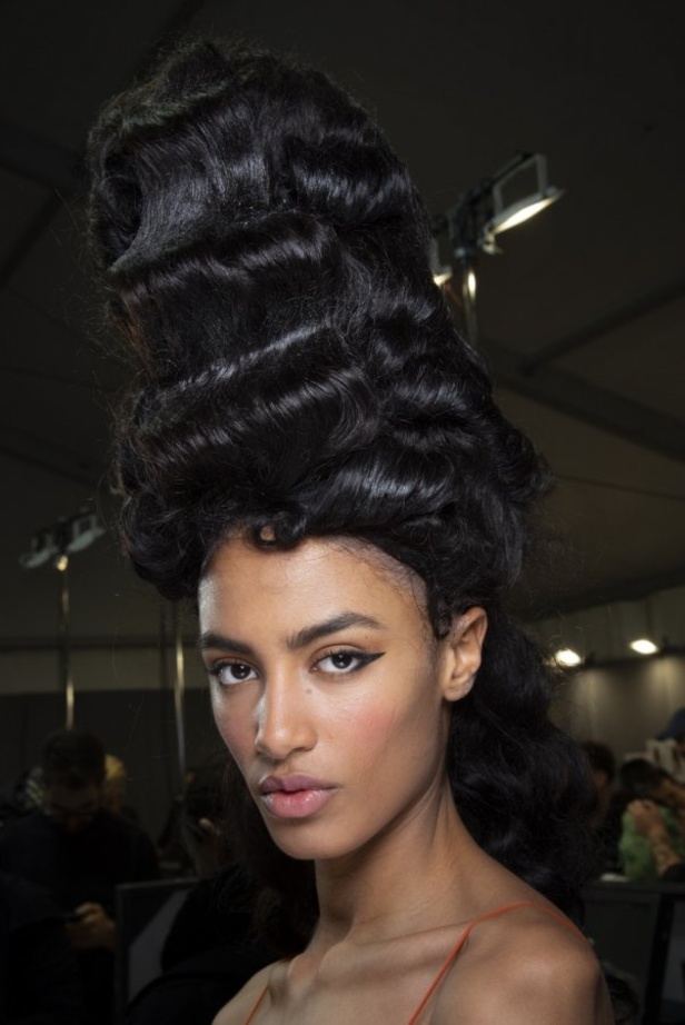 مجموعة موسكينو MOSCHINO لخريف وشتاء 2020-2021 من ميلانو