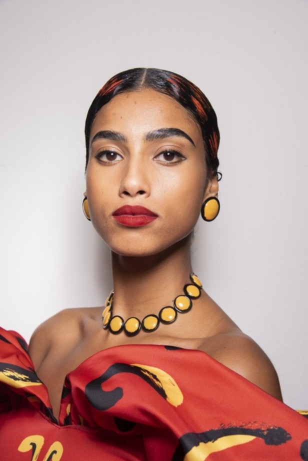 اسبوع الموضة في ميلان 2019  اخر صيحات MOSCHINO  لربيع وصيف 2020  