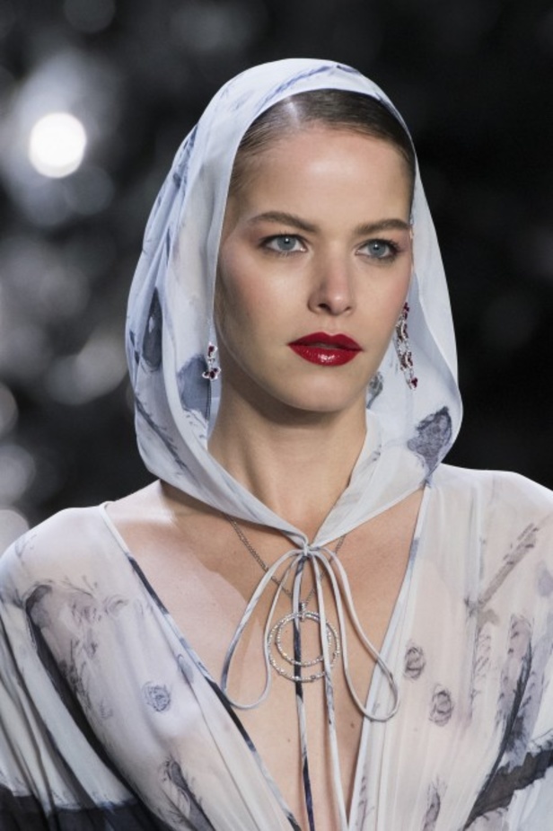 مجموعة Naeem Khan لربيع وصيف 2019