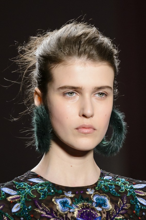 عرض أزياء نعيم خان لخريف وشتاء 2017