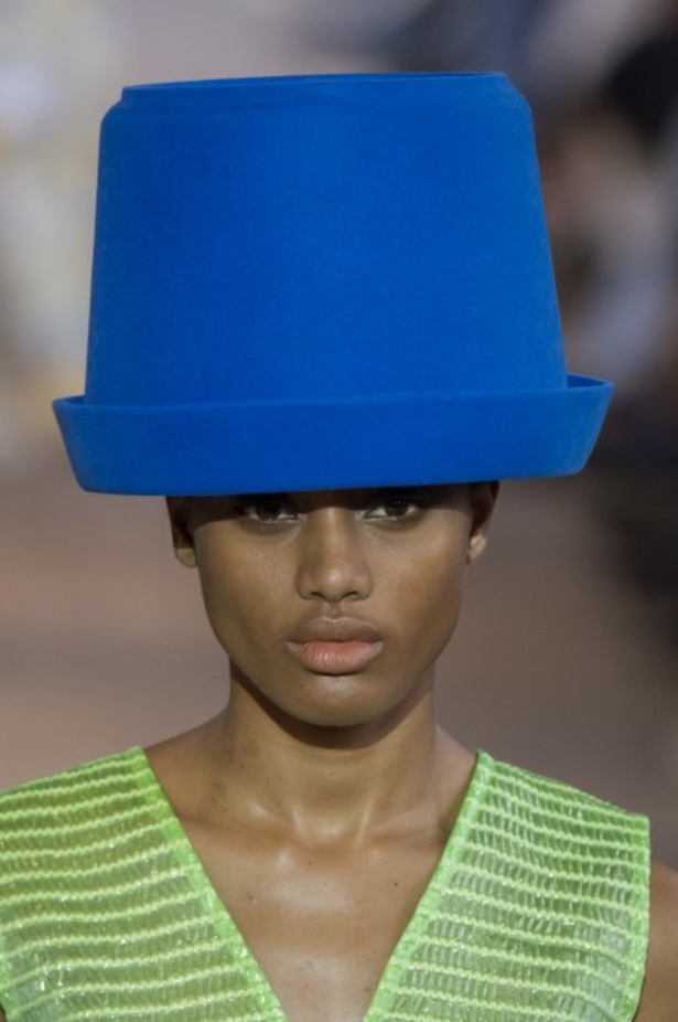 اسبوع الموضة في باريس 2019  مجموعة NINA RICCI الفاخرة  لربيع وصيف 2020