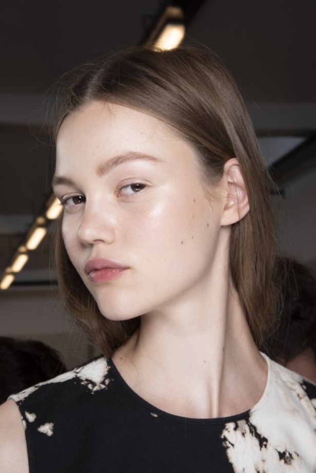 مجموعة No. 21 للأزياء الجاهزة لربيع وصيف ٢٠١٩ !