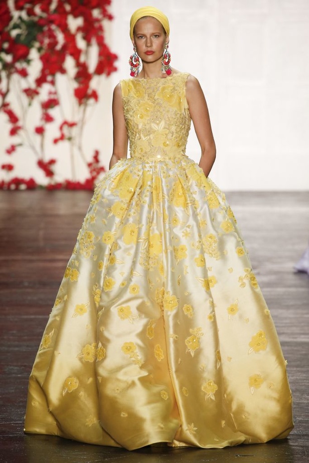 مجموعة Naeem Khan! لربيع و صيف 2016