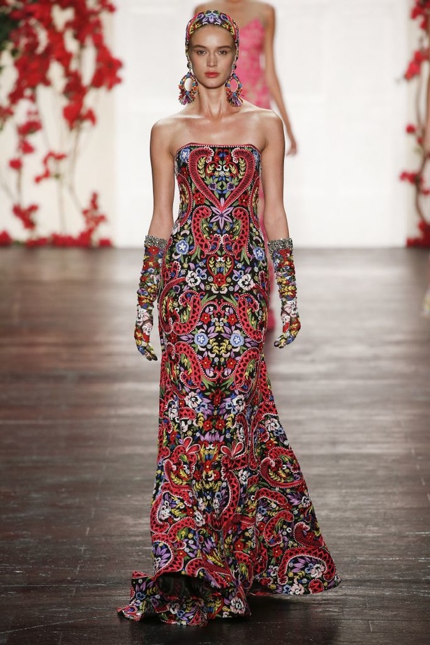 مجموعة Naeem Khan! لربيع و صيف 2016