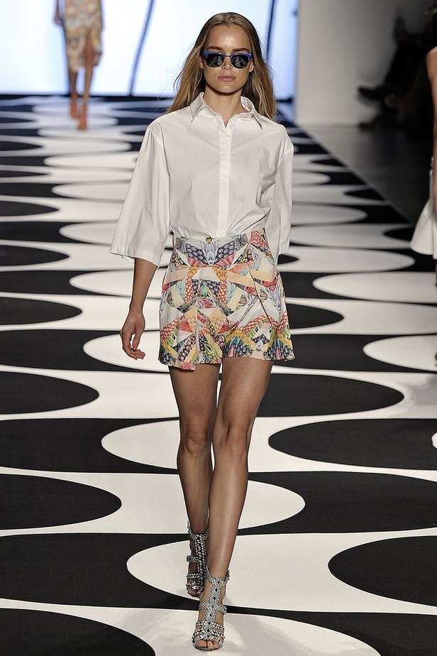 Nicole Miller : تمايلي على أنغام الكوباكابانا..