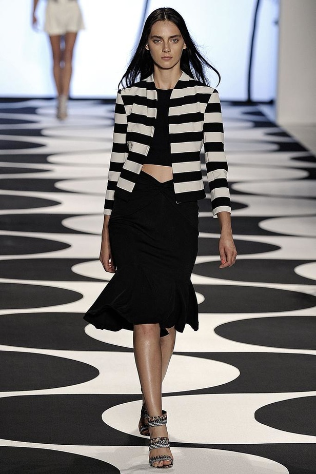 Nicole Miller : تمايلي على أنغام الكوباكابانا..