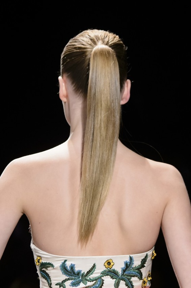 مجموعة اوسكار دي لارنتا لخريف 2017