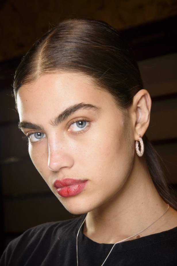 مجموعة اوسكار دي لارنتا من اسبوع الموضة في نيويورك 2020 