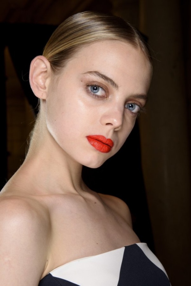 مجموعة اوسكار دي لارنتا من اسبوع الموضة في نيويورك 2020 