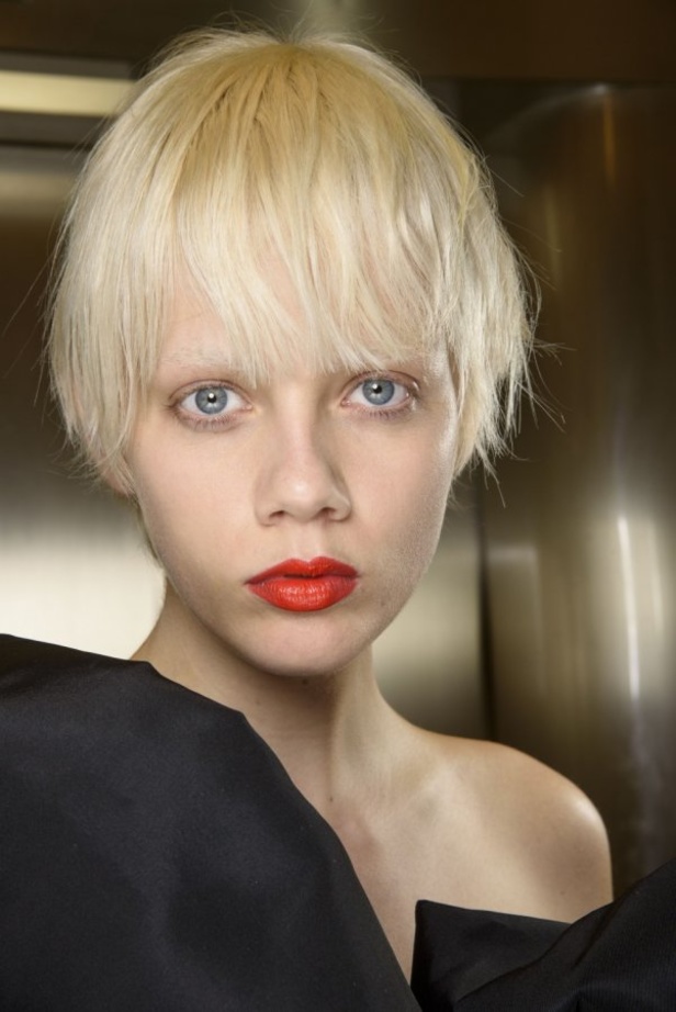 مجموعة اوسكار دي لارنتا من اسبوع الموضة في نيويورك 2020 