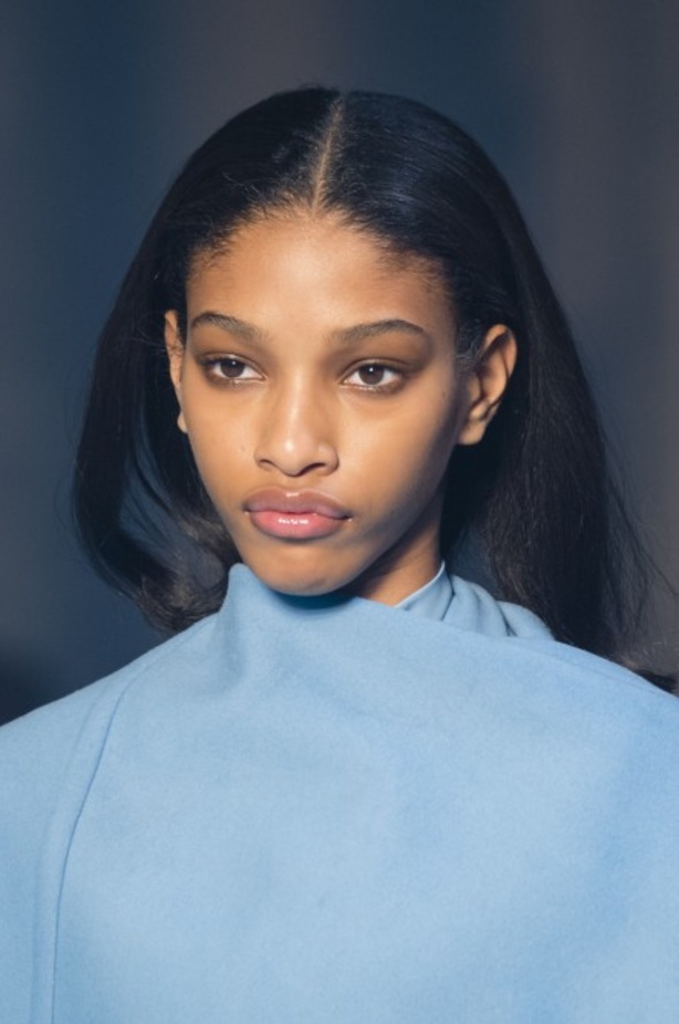 عرض أزياء Off White لخريف وشتاء ٢٠١٨ !