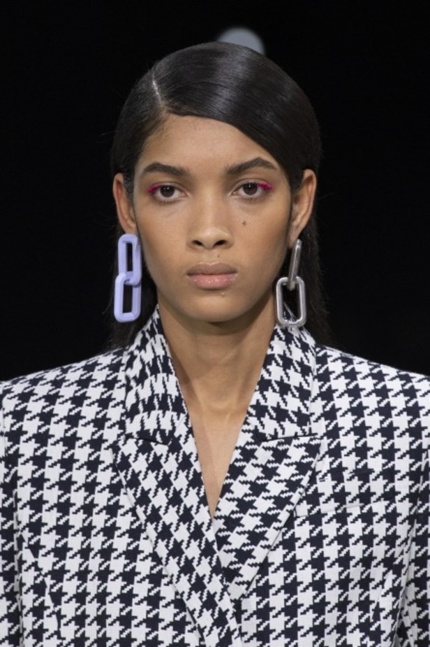 مجموعة Off White لموسم خريف وشتاء 2020-2021