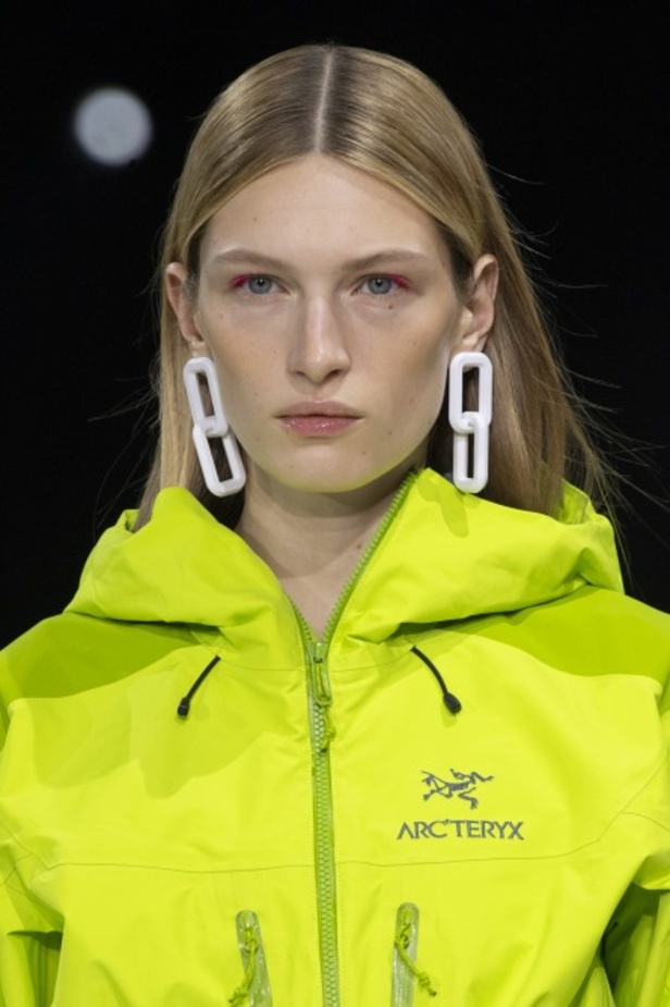 مجموعة Off White لموسم خريف وشتاء 2020-2021