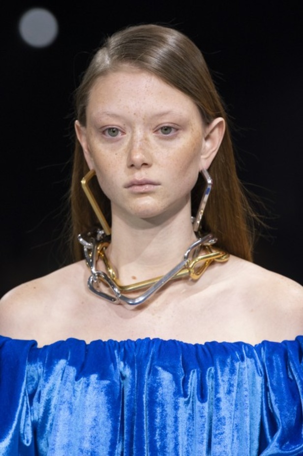 مجموعة Off White لموسم خريف وشتاء 2020-2021