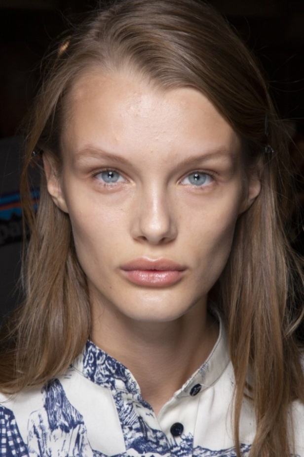 عرض مجموعة Off white بحس رياضي فاخر 