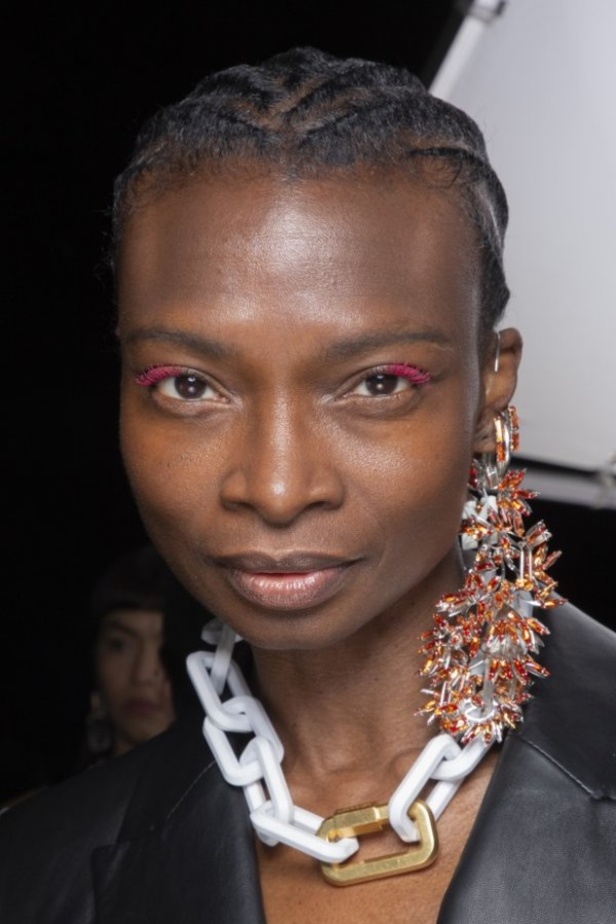 مجموعة Off White لموسم خريف وشتاء 2020-2021