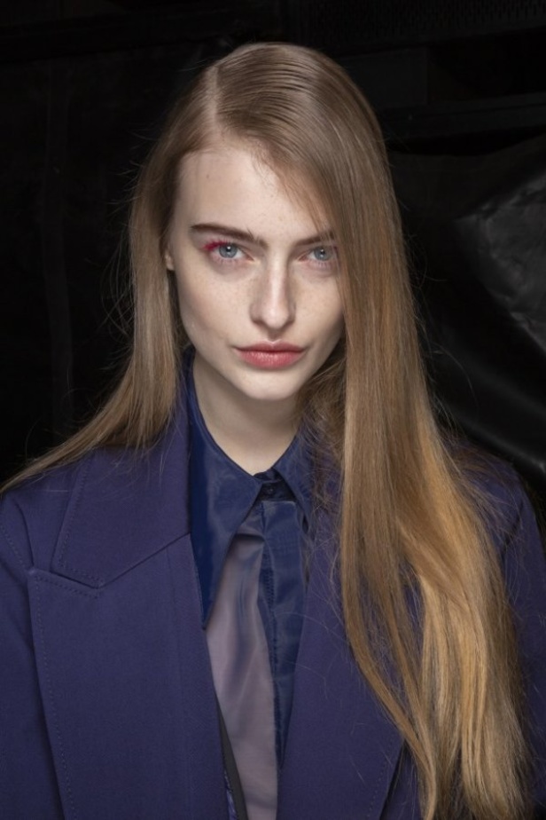 مجموعة Off White لموسم خريف وشتاء 2020-2021