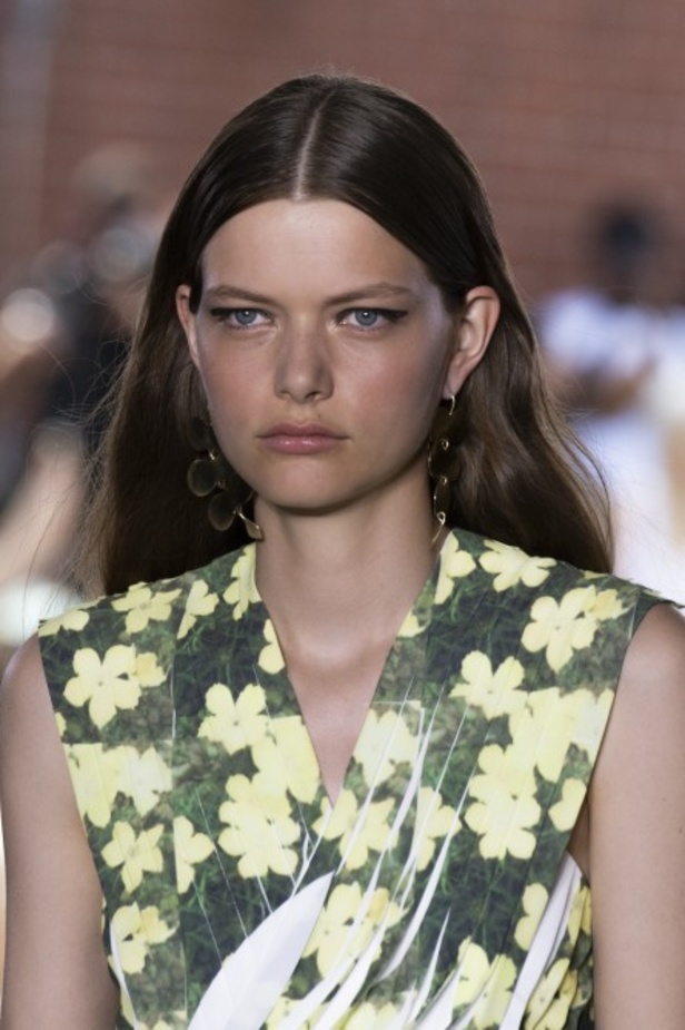 مجموعة Phillip Lim لربيع 2020