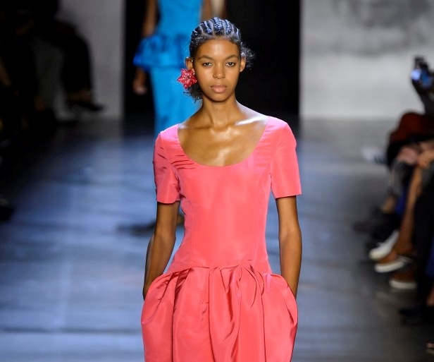 Prabal Gurung قدّم مجموعة نابضة بالحياة لربيع وصيف 2019