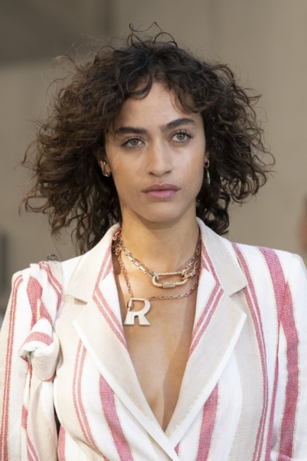 اسبوع الموضة في لندن 2019 عرض أزياء رولان موريه ربيع وصيف 2020