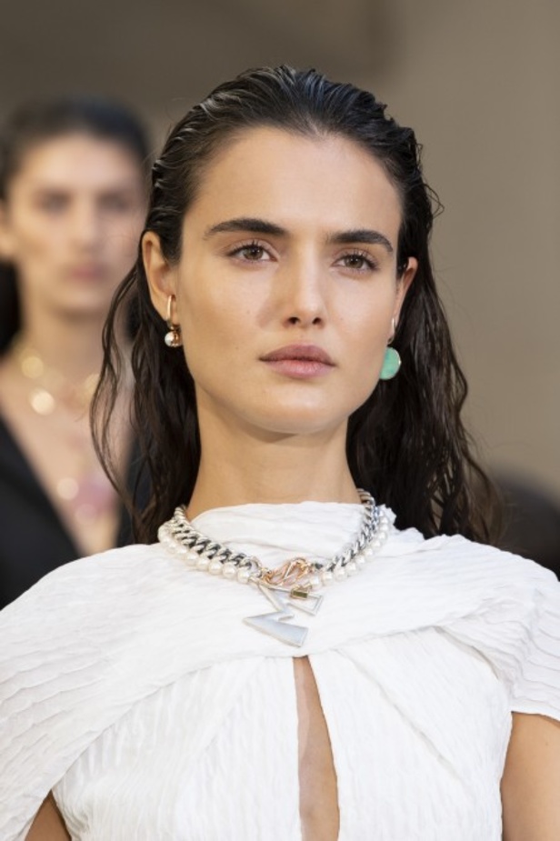 اسبوع الموضة في لندن 2019 عرض أزياء رولان موريه ربيع وصيف 2020