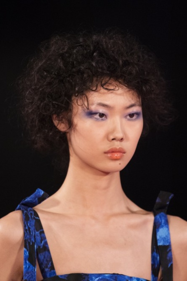 اسبوع الموضة في لندن 2019  مجموعة RICHARD QUINN للأزياء  لربيع وصيف 2020