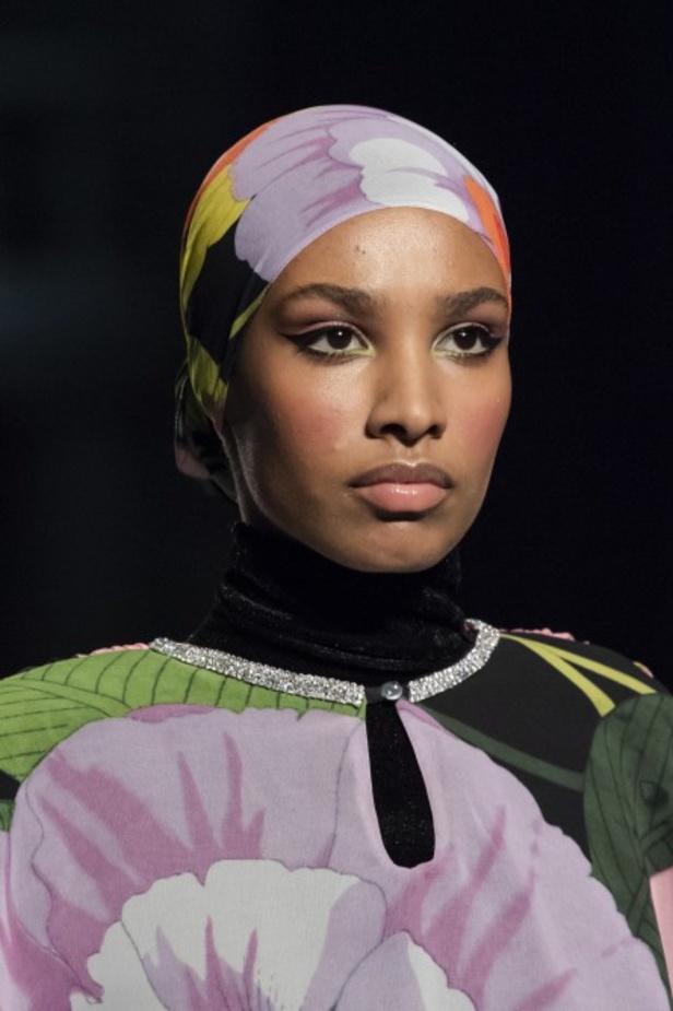 عرض أزياء Richard Quinn لخريف وشتاء 2020-2021