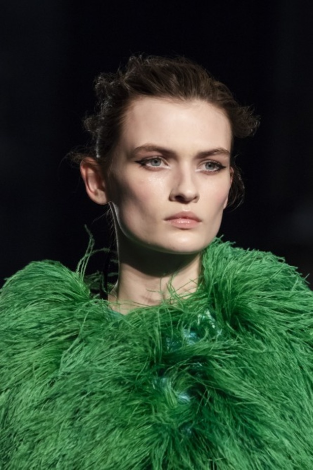 عرض أزياء Richard Quinn لخريف وشتاء 2020-2021